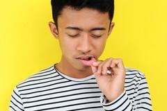 Cardamom Benefits : खाली पेट चबाएं हरी इलायची, ब्लड प्रेशर, छाले जैसी इन 6 समस्याएं से मिलेगा छुटकारा