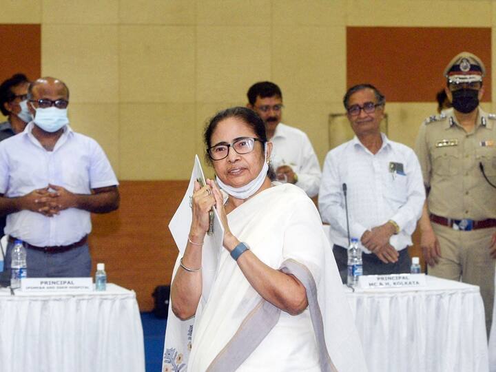 Mamata Banerjee Bats For Adding 200 Seats In WBCS, Seeks Creation Of More Districts In Bengal Mamata Bats For Adding 200 Seats In WBCS, Seeks Creation Of More Districts In Bengal