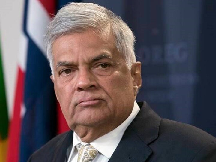 Ranil Wickremesinghe: நொடிக்கு நொடி பரபரக்கும் இலங்கை!  புதிய பிரதமராக பதவியேற்றார் ரணில்!