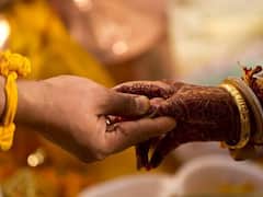 Kanpur News: घंटों इंतजार करती रही दूल्हन, मगर न तो दूल्हा पहुंचा, न ही बाराती, जानें- क्या है मामला