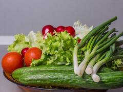 Garlic Leaves Benefits : इम्यूनिटी बूस्ट करने में असरदार हैं लहसुन की पत्तियां, इन 6 परेशानियों को भी करती हैं दूर