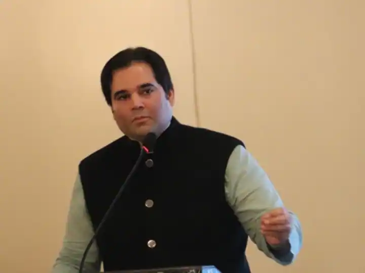 Pilibhit News: बीजेपी सांसद वरुण गांधी ने किसानों का उठाया मुद्दा, कार्यक्रम में सुनी लोगों की बात