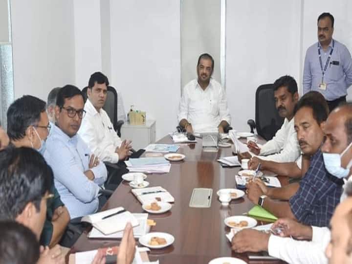Establishment of study group on Animal Husbandry and Dairy Development, Minister Sunil Kedar announcement Animal Husbandry News : पशुसंर्धन व दुग्ध विकास प्रश्नाबाबत अभ्यास गटाची स्थापना, मंत्री सुनिल केदार यांची घोषणा, अहवाल दाखल करण्याच्या सुचना