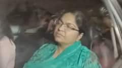 Ranchi Raids: IAS Pooja Singhal falls unconscious at Birsa Munda Jail premises | ABP News