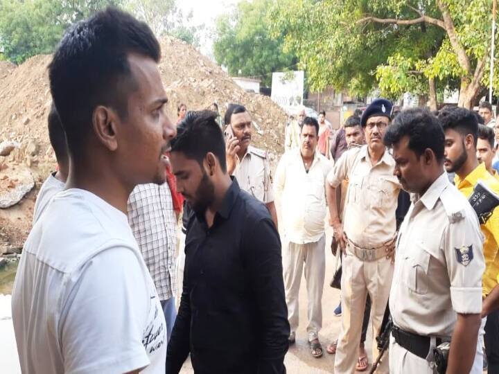 Aurangabad News: Murder of young man at Tilak ceremony firing after an argument ann Aurangabad News: तिलक में आए युवक की हत्या, गाड़ी आगे-पीछे करने की बात पर बहस के बाद गोलीबारी, हिरासत में एक शख्स