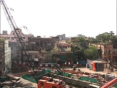 Bowbazar: 'কয়েকদিন ধরেই কাঁপছিল বাড়ি, দুলছিল খাট', বাড়ি ছেড়ে হোটেলে ঠাঁই স্থানীয়দের একাংশের।Bangla News