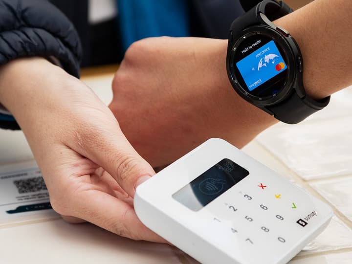 Google io 2022 wear os 3 samsung galaxy watch 4 fossil montblanc mobvoi wallet emergency sos Google I/O 2022: Wear OS Gets Emergency SOS, Wallet Support; Watches From Samsung, Fossil In The Works
