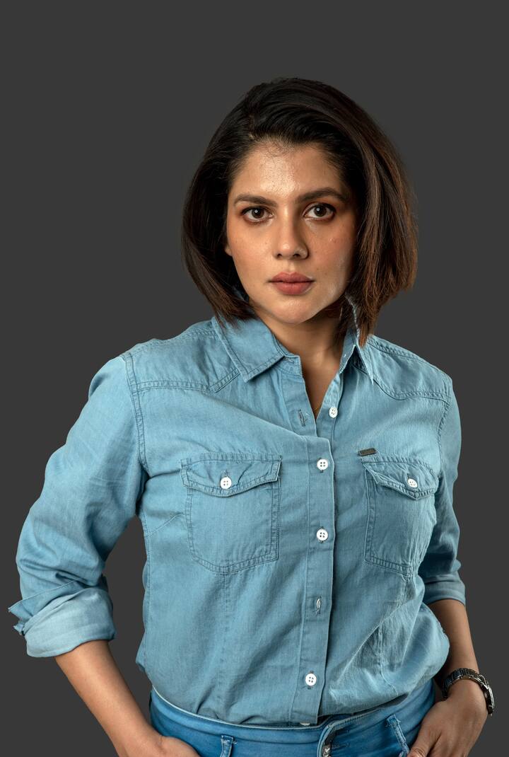বিভিন্ন তথ্য থেকে দিয়া নিশ্চিত হয় যে তাঁর বোন একটি ঘৃণ্য চক্রান্তের শিকার। সে তাঁর বোনের মৃত্যুর প্রতিশোধ নেওয়ার জন্য বদ্ধপরিকর হয়ে ওঠে। এবার সে নিজেই প্ল্যান করে এই চক্রান্তের পর্দা ফাঁস করতে ময়দানে নামে।