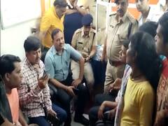 Indore: बीजेपी विधायक आकाश विजयवर्गीय ने पुलिस पर लगाए गंभीर आरोप, किया थाने का घेराव 