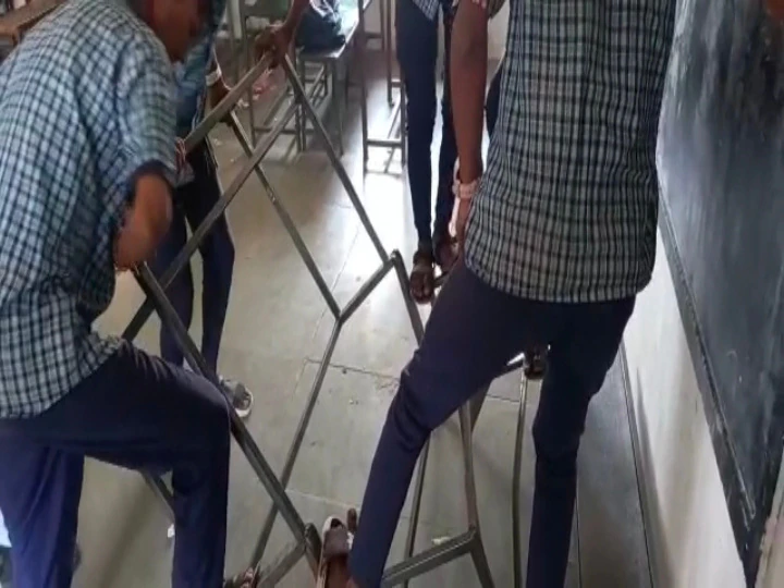 School Discipline : நிலைமை கைமீறினால் மாணவர்களுக்கு டிசி வழங்க அரசு தயங்காது; அமைச்சர் அன்பில் மகேஷ் உறுதி