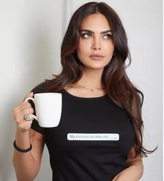 Photos: 'મારા દુશ્મન મારી પાછળ પડેલા છે' લેટેસ્ટ ફોટો શેર કરીને એશા ગુપ્તાએ કરી આ વાત