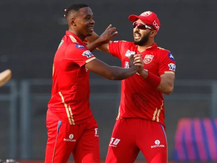 RCB vs PBKS Kagiso Rabada 18 wickets are the most by a pacer in IPL 2022 RCB vs PBKS: बैंगलोर के लिए खतरनाक साबित हो सकते हैं कगीसो रबाडा, जानें क्यों संभलकर खेलने की जरूरत