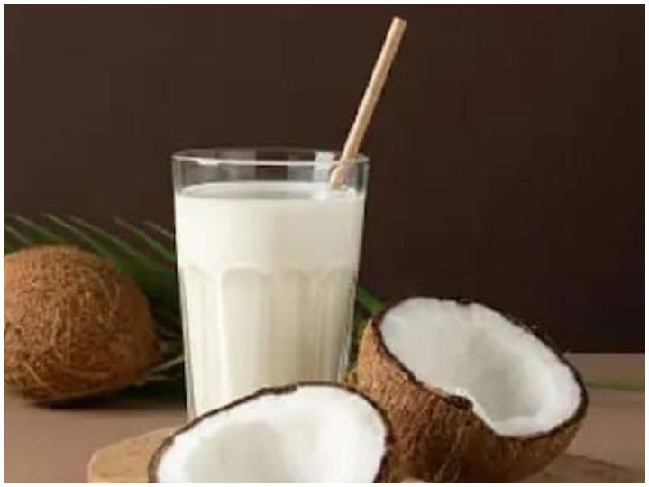 Kitchen Hacks Coconut Milk Shake Recipe Tender Coconut Shake Benefits Kitchen Hacks: गर्मी में बनाएं कोकोनट मिल्क शेक, बच्चों को भी आएगा पसंद