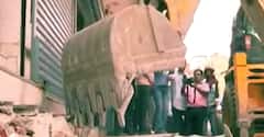 Delhi News: Who is responsible for the Anti-Encroachment Drive? | Ghanti Bajao