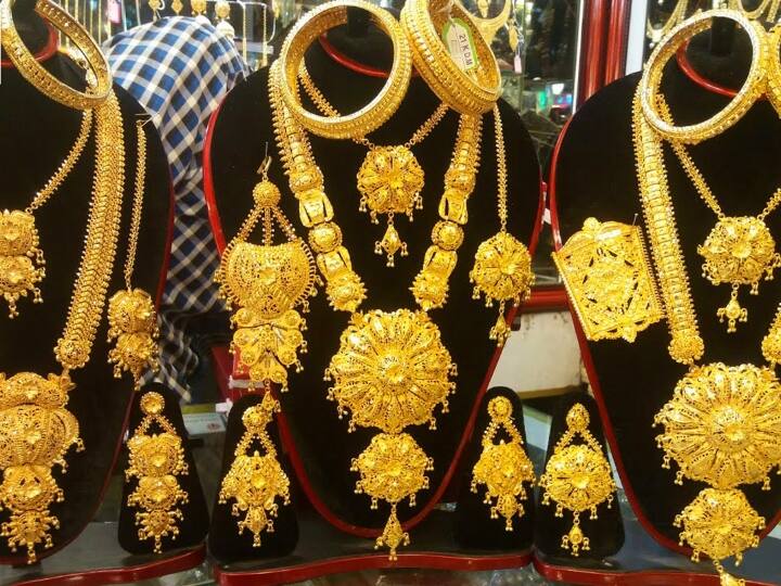 Gold, Silver Price : சென்னையில் இன்று தங்கம் விலை எவ்வளவு குறைவு தெரியுமா..?