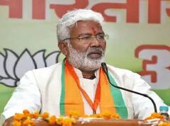 UP Politics: 'अखिलेश यादव ने प्रदेश को लूटने का काम किया,' अमरोहा में सपा अध्यक्ष पर जमकर बरसे मंत्री स्वतंत्र देव सिंह