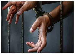 Delhi: मेट्रीमोनियल साइट पर फेक प्रोफ़ाइल बनाकर 100 से ज्यादा लड़कियों के साथ ठगी करने वाला शातिर ठग गिरफ्तार