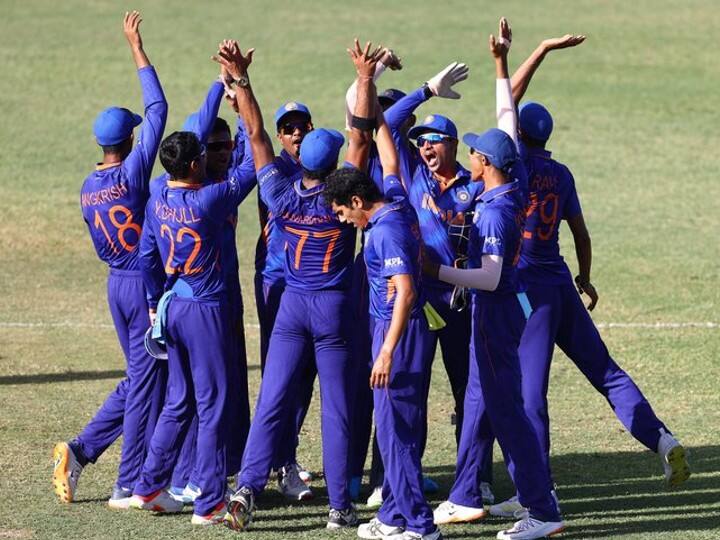 U19 indian cricketers fails to shine in IPL 2022 Yash Dhull Rajwardhan Hangargekar Raj Bawa Vicky Ostwal IPL 2022: अंडर-19 वर्ल्ड कप में चमके, IPL में रहे बेरंग, ऐसा रहा इन चार भारतीय सितारों का पहला सीजन