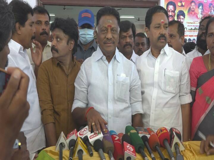 ‛சசிகலா வந்தால் பார்க்கலாம்...’ போகிற போக்கில் போட்டு உடைத்த ஓ.பி.எஸ்.,!