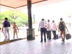 Pune News: पुणे रेलवे स्टेशन पर पटाखे जैसी संदिग्ध चीज मिलने से मचा हड़कंप, जांच हुई तो हुआ ये खुलासा