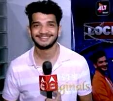 Munawar Faruqui gives tips for upcoming stand-up comedians | SBS Originals