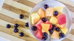 Health Tips: सुबह खाली पेट तरबूज खाना चाहिए या नहीं? अच्छी सेहत के लिए इन चीजों का करें सेवन