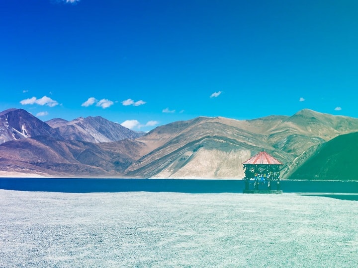 IRCTC Special Air Tour Package for Leh Ladakh ex Hyderabad for 38470 per Person IRCTC Tour Package: लेह-लद्दाख घूमने का सुनहरा मौका, खर्च करने होंगे केवल इतने रुपये