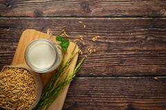 Rice Water for Hair: बालों की ग्रोथ को बेहतर करे चावल का पानी, ऐसे करें इस्तेमाल