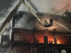Delhi Fire: દિલ્લીમાં મુંડકા વિસ્તારમાં ભીષણ આગ, જુઓ આગની ભયંકર તસવીરો