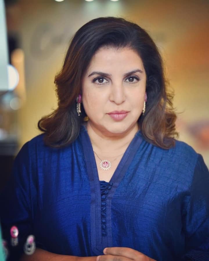 फिल्म निर्देशक और कोरियोग्राफर फराह ख़ान अक्सर अपने सोशल मीडिया अकाउंट इंस्टग्राम पर स्टार्स की कुछ अनदेखी और मज़ेदार तस्वीरें शेयर करती रहती हैं जो आमतौर पर फैंस ने नहीं देखी होती हैं.