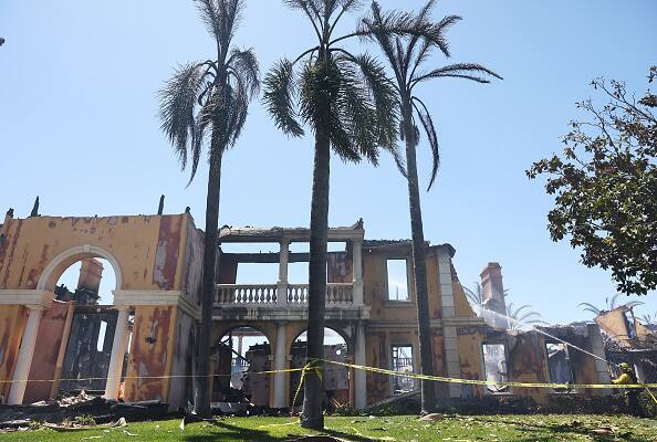 According to the government, the fire had scorched 195 acres as of late Wednesday night. There had been no reports of casualties, but officials anticipated that 20 or more homes may have been damaged, Orange County Fire Authority Chief Brian Fennessy said at a press conference Wednesday evening.(Source: Getty Images)