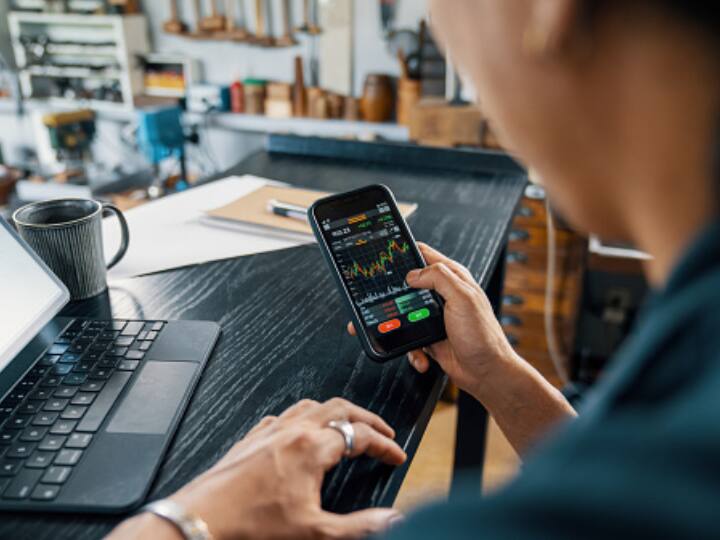 Cryptocurrency market Crash crypto Tether Price usdt Slides Below Dollar Peg luna ust btc eth bitcoin ethereum loss dip Crypto Crash: Tether Price Slides Below Dollar Peg Amid LUNA Collapse