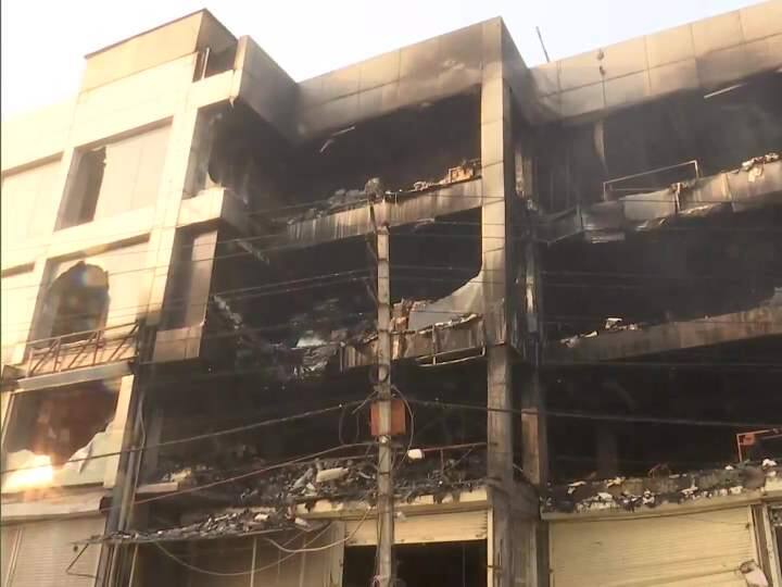 delhi mundka office building fire claims many lives si technology india company was running Mundka Fire: भीषण आग में 27 जिंदगियां स्वाहा, बिल्डिंग की नहीं थी एनओसी, सवाल बरकरार- आखिर कौन जिम्मेदार?