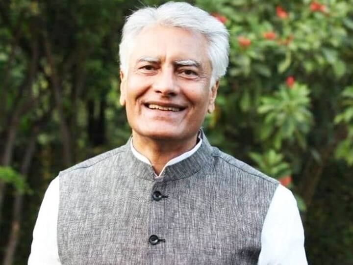 Former Punjab Congress chief Sunil Jakhar resigned from the party he announced his decision on Facebook Punjab News: चिंतन शिविर के बीच कांग्रेस को झटका, पंजाब कांग्रेस के पूर्व अध्यक्ष सुनील जाखड़ ने पार्टी को कहा अलविदा