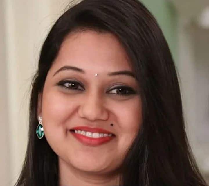 Marathi Actress Ketaki Chitale Detained For Derogatory Post Against Sharad Pawar Marathi Actress Ketaki Chitale Detained For Derogatory Post Against Sharad Pawar