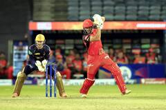 कोलकात्याच्या प्लेऑफच्या आशा जिवंत, हैदराबादचा 54 धावांनी पराभव