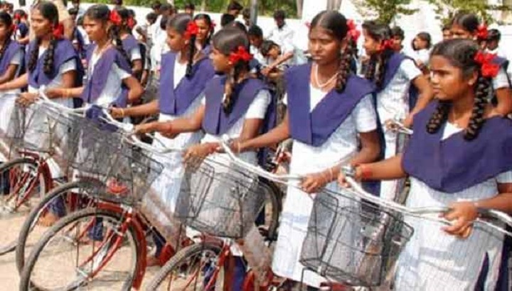 Free bicycles for school and ITI students within 3 months: Tamil Nadu  Government | பள்ளி, ஐடிஐ மாணவர்களுக்கு 3 மாதத்துக்குள் இலவச சைக்கிள்: தமிழக  அரசு