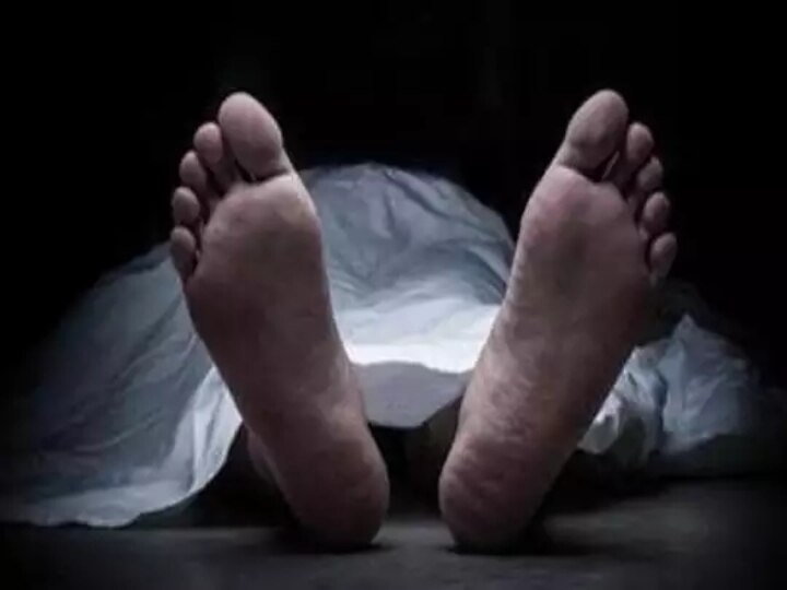 Son Stay Mother DeadBody: அழுகிய நிலையில் தாயின் சடலம்! 3 நாட்களாக மறைத்த மகன்?