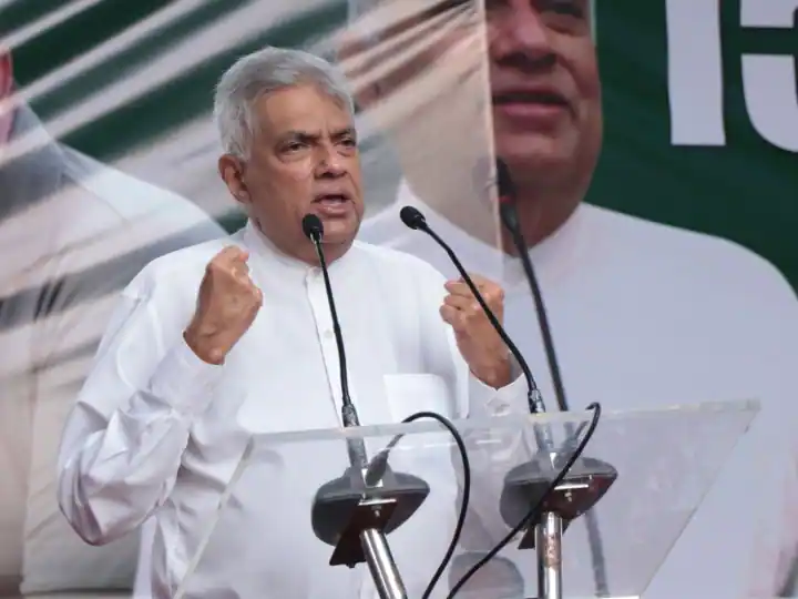Sri Lanka Crisis: New Sri Lankan PM speaks, the country's economic situation may worsen Sri Lanka Crisis: ਸ਼੍ਰੀਲੰਕਾ ਦੇ ਨਵੇਂ PM ਬੋਲੇ, ਹਾਲੇ ਹੋਰ ਖਰਾਬ ਹੋ ਸਕਦੀ ਹੈ ਦੇਸ਼ ਦੀ ਆਰਥਿਕ ਸਥਿਤੀ
