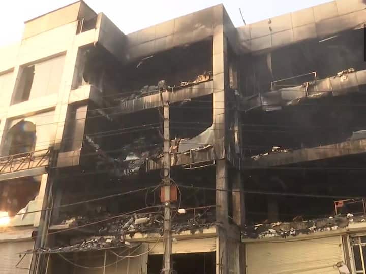 Breaking News LIVE: NDRF-Team führt Such- und Rettungsaktion nach dem Brandvorfall in Delhi Mundka durch – ABP Live