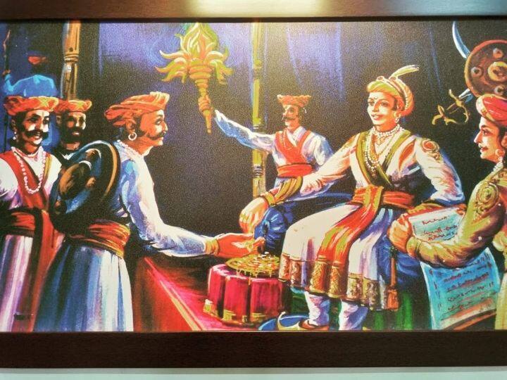 पुरंदर किल्ला संभाजी महाराजांचे जन्मस्थान असल्यामुळे येथे विविध कार्यक्रमांचे आयोजन करण्यात आले आहे.