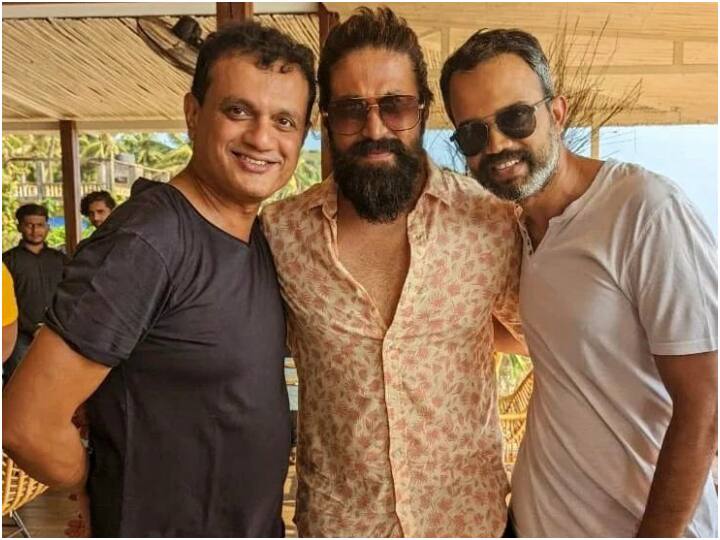 Producer Vijay Kiragandur On KGF 3, Yash Prashanth Neel movie will start on October or November and release on 2024 Vijay Kiragandur On KGF 3: 'కెజియఫ్ 3' విడుదల ఎప్పుడో చెప్పిన ప్రొడ్యూసర్ విజయ్ కిరగందూర్