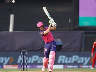 IPL 2022: इस सीजन छक्के जमाने में सबसे आगे चल रहे है बटलर, टॉप-5 में शामिल हैं चार विदेशी खिलाड़ी