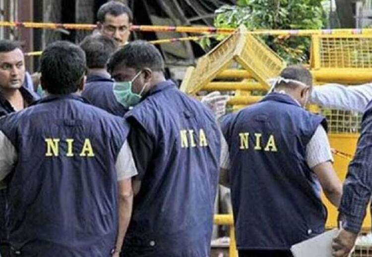 NIA arrests two brothers in Mumbai regarding connections with Dawood Ibrahim and Chotta Shakeel Mumbai : தாவூத் இப்ராஹிமுடன் தொடர்பு? இருவரை அதிரடியாக கைது செய்த என்.ஐ.ஏ! நடந்தது என்ன?