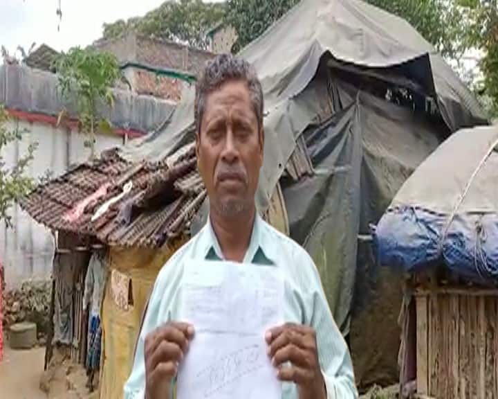 Purba Medinipur Panskura BDO alleges Locals received Pradhan Mantri Awas Yojana money but did not build house political tussel begins Panskura News: আবাস যোজনায় টাকা পেলেও বাড়ি করেননি, স্থানীয়দের নামে অভিযোগ BDO-র, রাজনৈতিক তরজাও