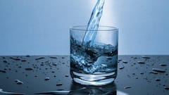 Water Expiry Date: জলেরও এক্সপায়ারি ডেট থাকে! হাজারো কিসসা জলপানের