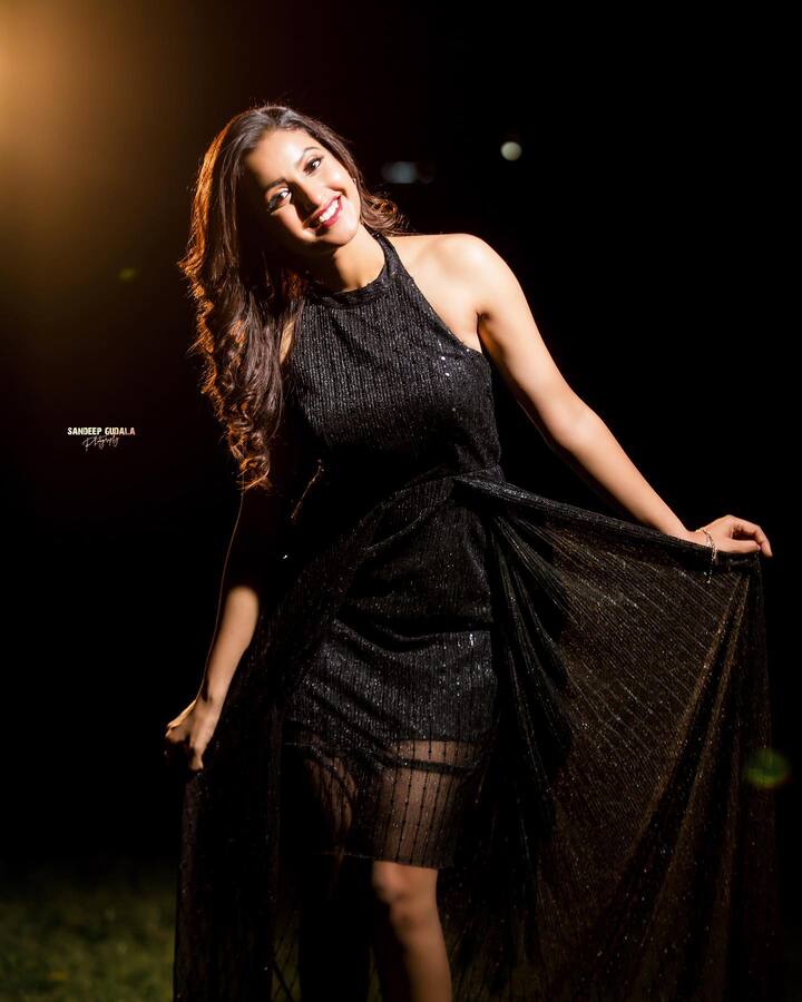 దీపికా పిల్లి లేటెస్ట్ ఫోటోలు -Image Credit: Deepika Pilli/Instagram