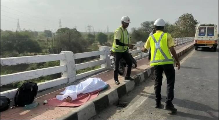 Woman Dead in hit-and-run incident on Jambua Bridge near National Highway near Vadodara વડોદરા: હિટ એન્ડ રનની ઘટનામાં યુવતીનું મોત, હાઇવે પર 10થી 15 કિલોમીટર લાંબો ટ્રાફિક જામ સર્જાયો