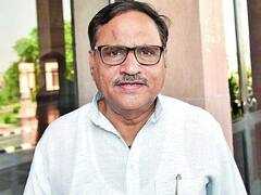 Rajasthan: रेप केस में राजस्थान के मंत्री के बेटे को गिरफ्तार करने पहुंची पुलिस, मंत्री बोले- जांच में करूंगा पूरा सहयोग