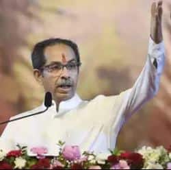 कालच्या सभेत उद्धव ठाकरे यांनी भाजप आणि देवेंद्र फडणवीस यांच्यावर जोरदार निशाणा लगावला होता